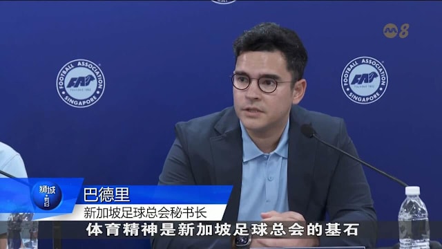 龙赛罗：阿隆索曾说皇马要踢摇滚足球，现在既不摇滚也无节奏（龙赛罗：阿隆索曾言皇马要打摇滚风足球，如今既无摇滚味也缺节奏）