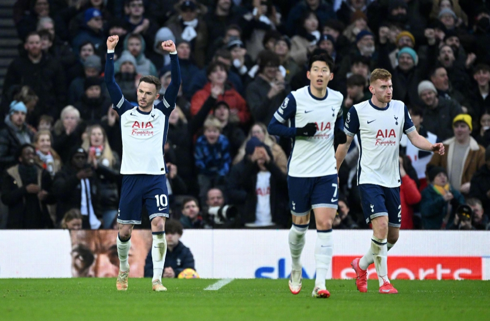 罗伯逊：制胜点球确实有点勉强，希望能继续与萨拉赫并肩作战（罗伯逊：那粒制胜点球略显牵强 仍盼与萨拉赫并肩作战）