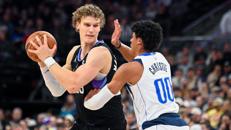 排面，泰州当地路牌上写着“苏超冠军城，泰州欢迎您”（泰州路牌打出“苏超冠军城，泰州欢迎您”，排面十足）