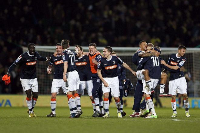 半场战报：柏太阳神0-3广岛三箭，热尔曼-良破门，东俊希建功（半场快讯：广岛三箭3-0领先柏太阳神，热尔曼-良、东俊希相继破门）